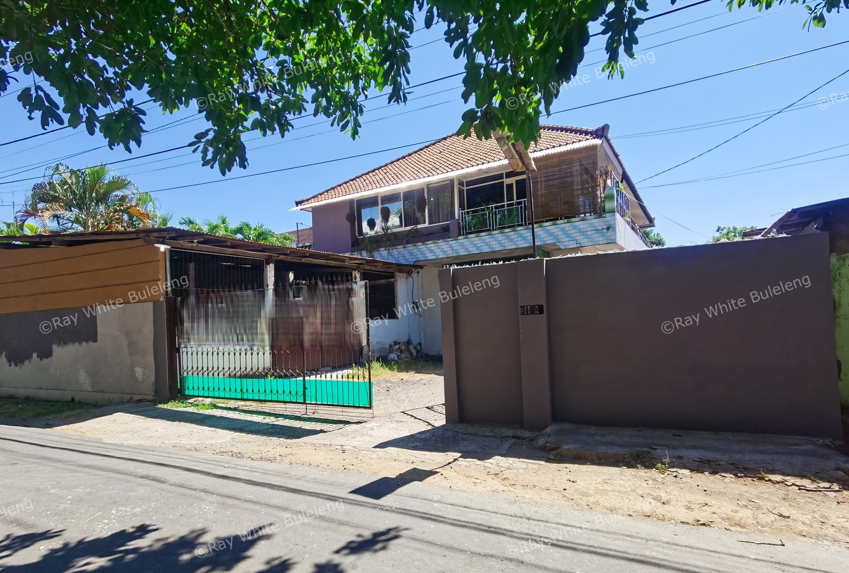 HOUSE, WAREHOUSE AND WORKSHOP FOR SALE
