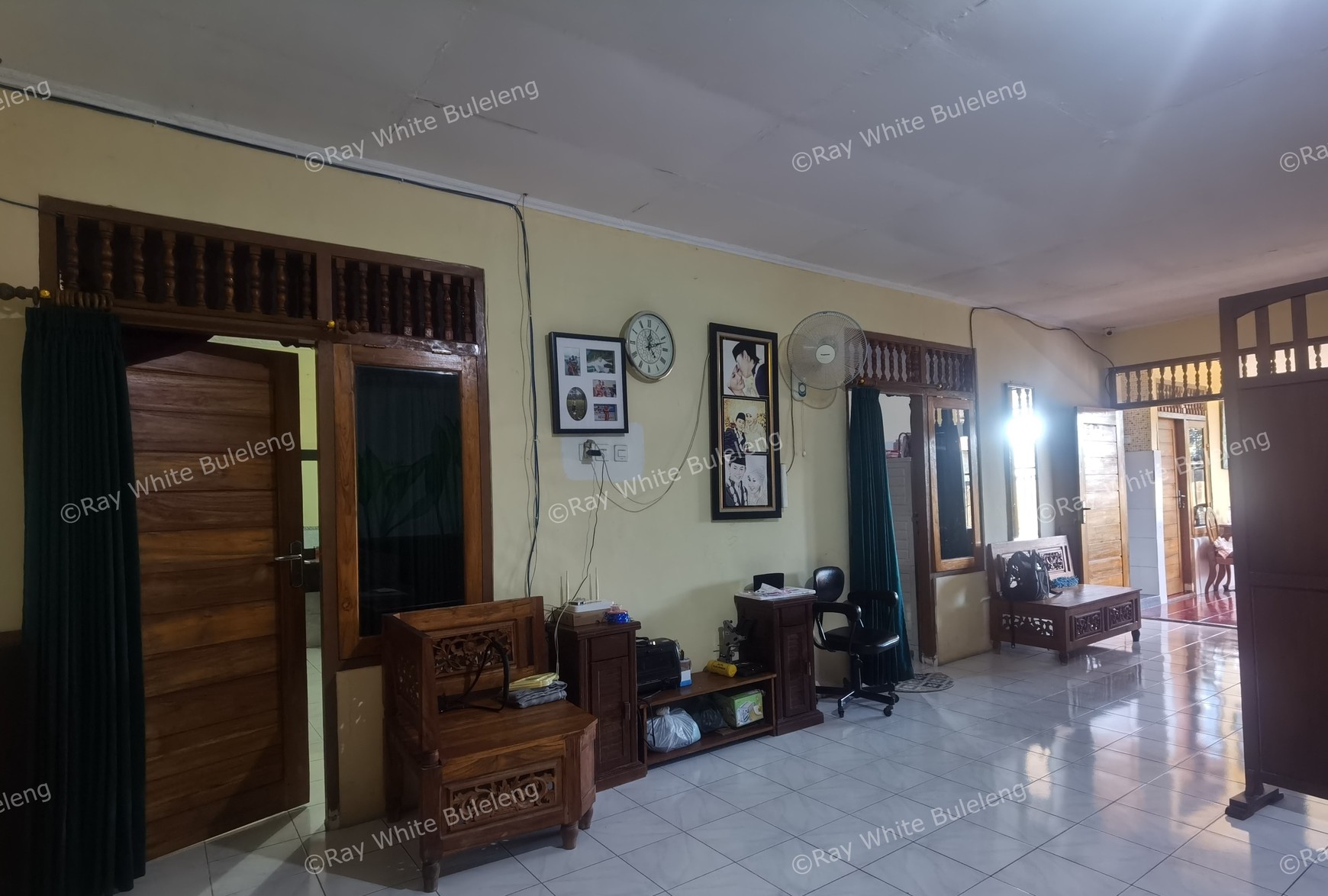HOUSE, WAREHOUSE AND WORKSHOP FOR SALE