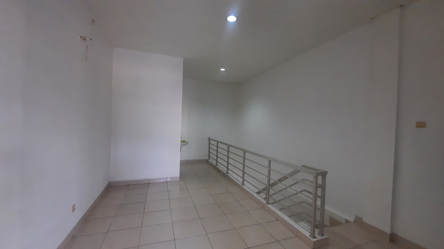 RUKO TRACE, Cocok untuk Usaha dan Kantor di Lokasi yang strategis dekat dengan Sekolah Al Azhar dan Sekolah Santo Leo Jababeka