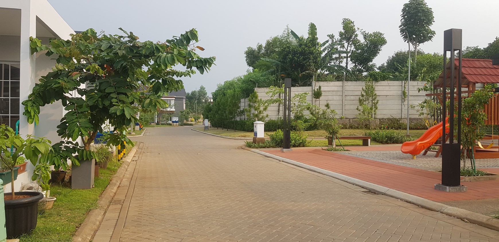 Rumah Bagus Minimalis Siap Huni U House Jalan Boulevard Bintaro Jaya