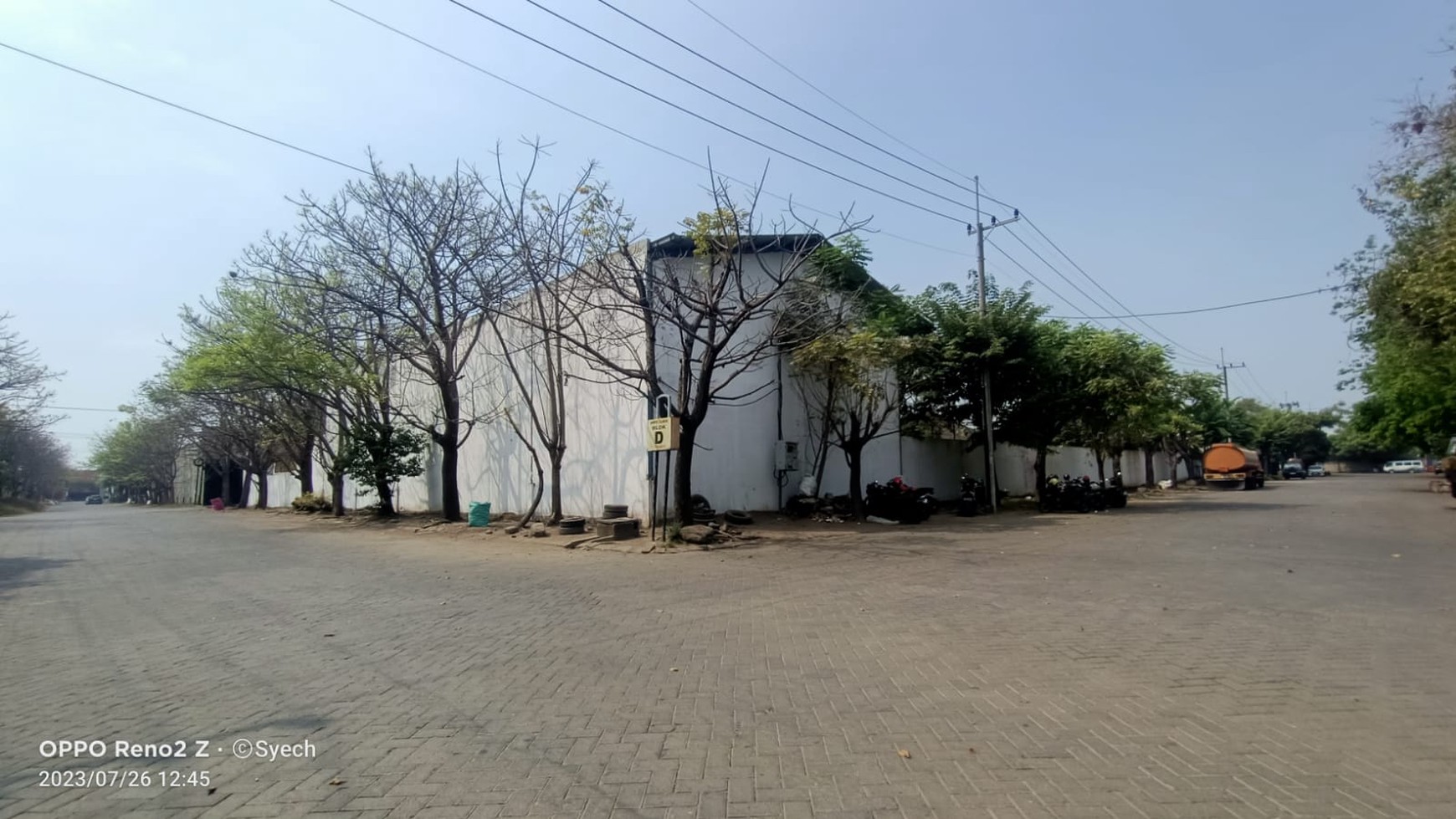 Lelang Gudang di Pergudangan Safe n Lock Sidoarjo