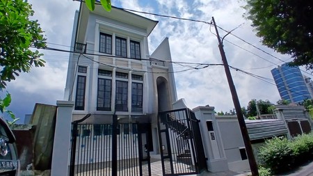 Rumah Baru Di kawasan strategis  Jakarta Selatan 