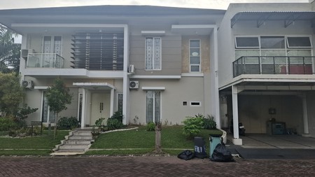 Rumah Mewah Dengan Kolam Renang Di Perumahan Premium Green Hills Residence Ngaglik Sleman