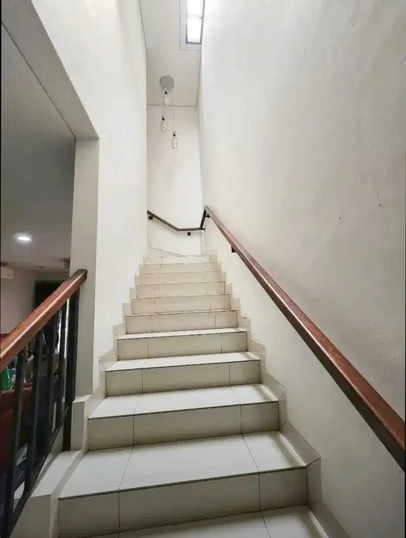 Murah. Rumah bagus Eminent Prestigia, BSD