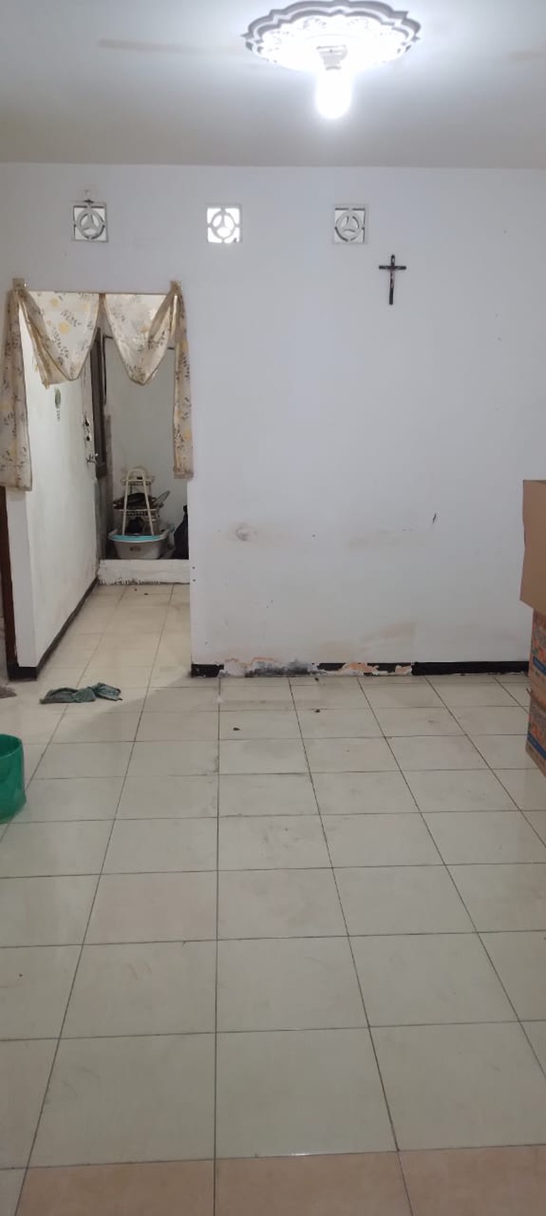 Rumah Siap Huni dengan Hunian Nyaman dan Asri di @Graha Raya