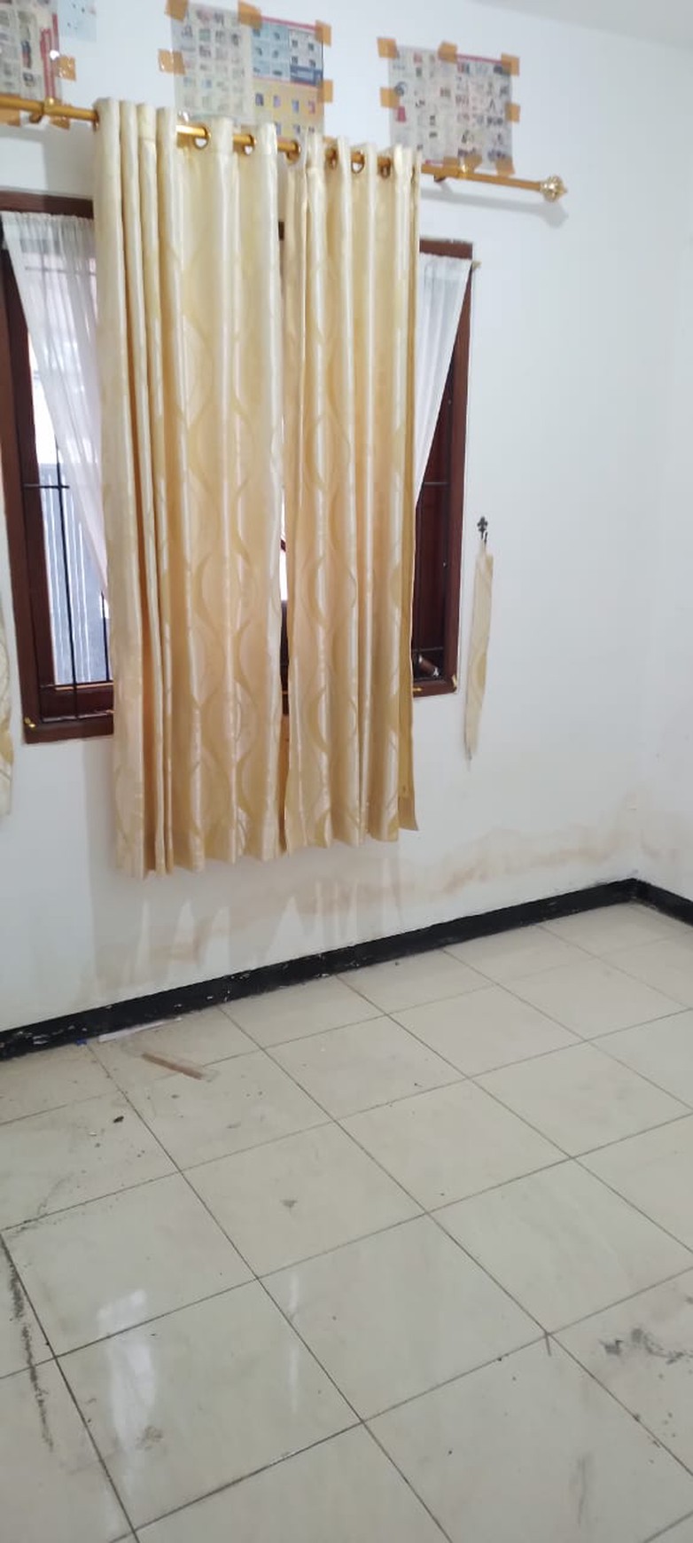 Rumah Siap Huni dengan Hunian Nyaman dan Asri di @Graha Raya