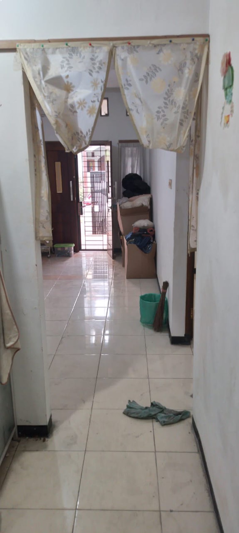 Rumah Siap Huni dengan Hunian Nyaman dan Asri di @Graha Raya
