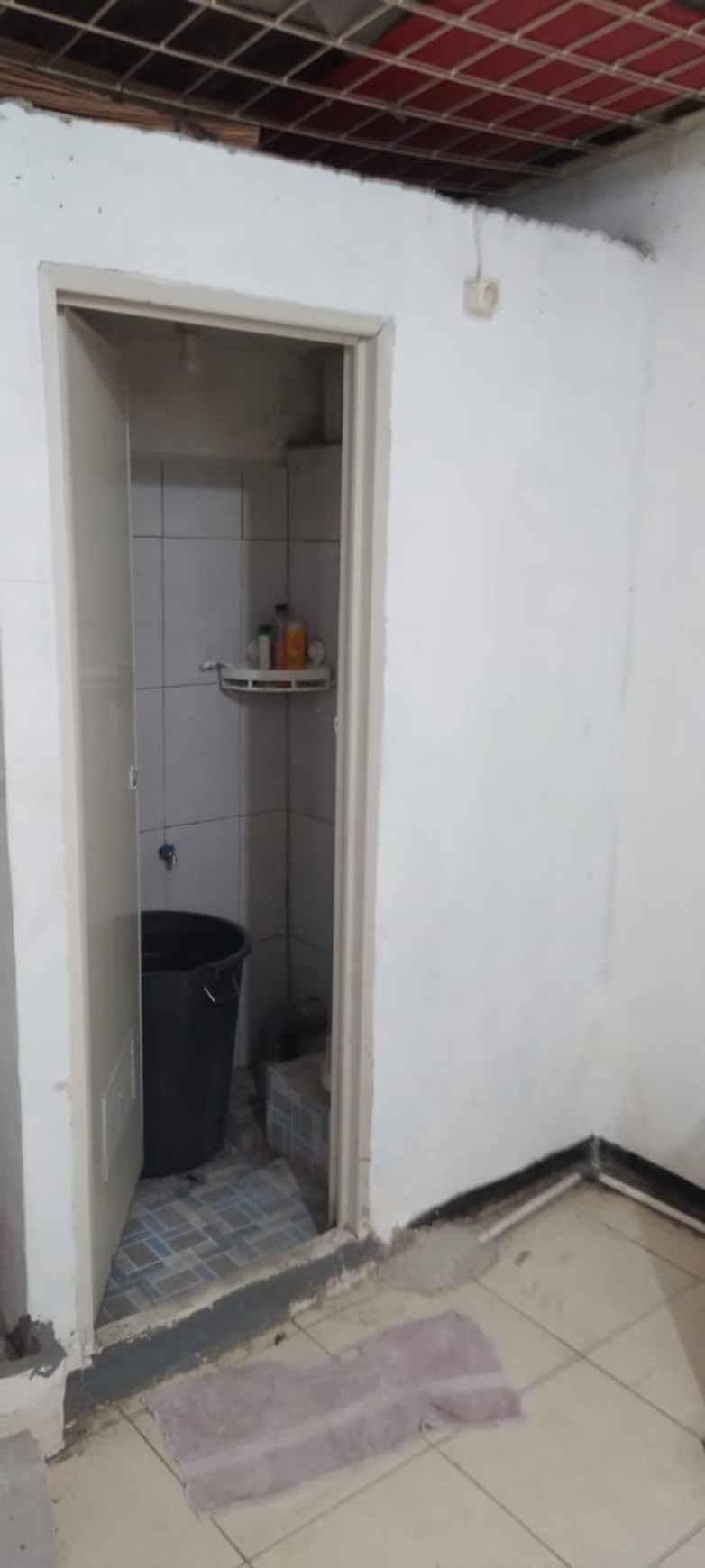 Rumah Siap Huni dengan Hunian Nyaman dan Asri di @Graha Raya