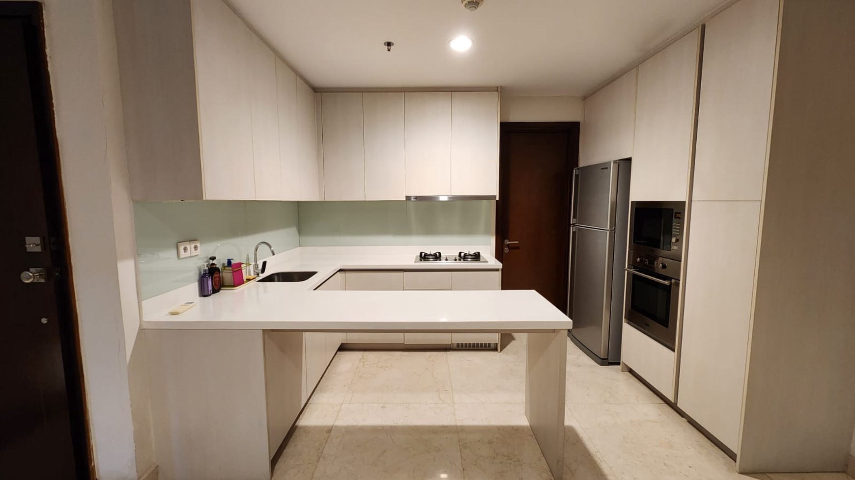 Dijual Apartemen The Kensington Kelapa Gading, Tower Belmon, 2BR.