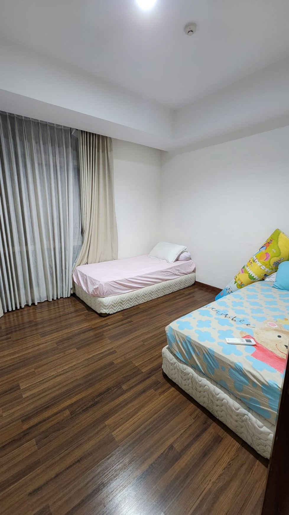 Dijual Apartemen The Kensington Kelapa Gading, Tower Belmon, 2BR.