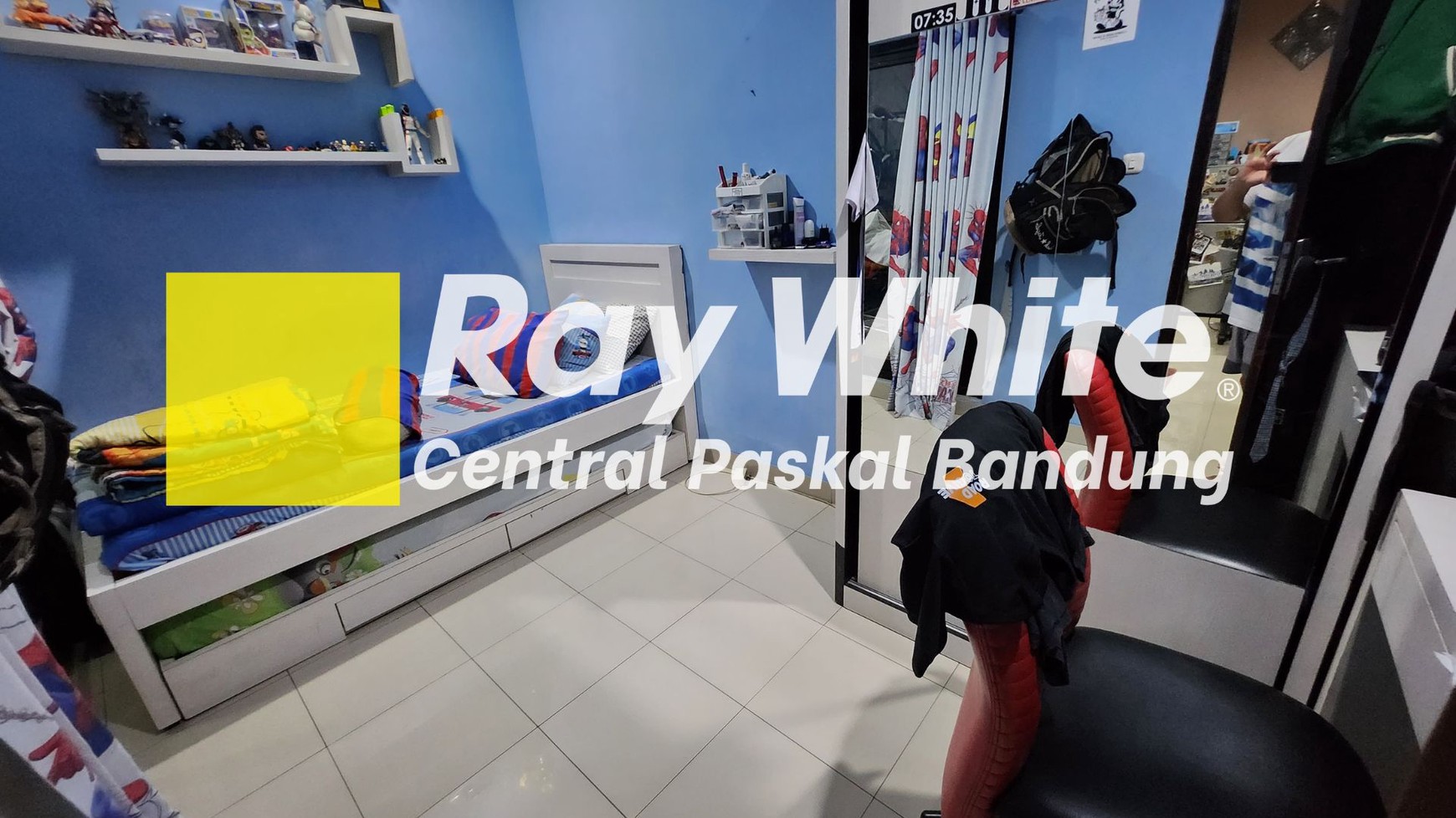 Rumah di Komplek Arcamanik Bandung