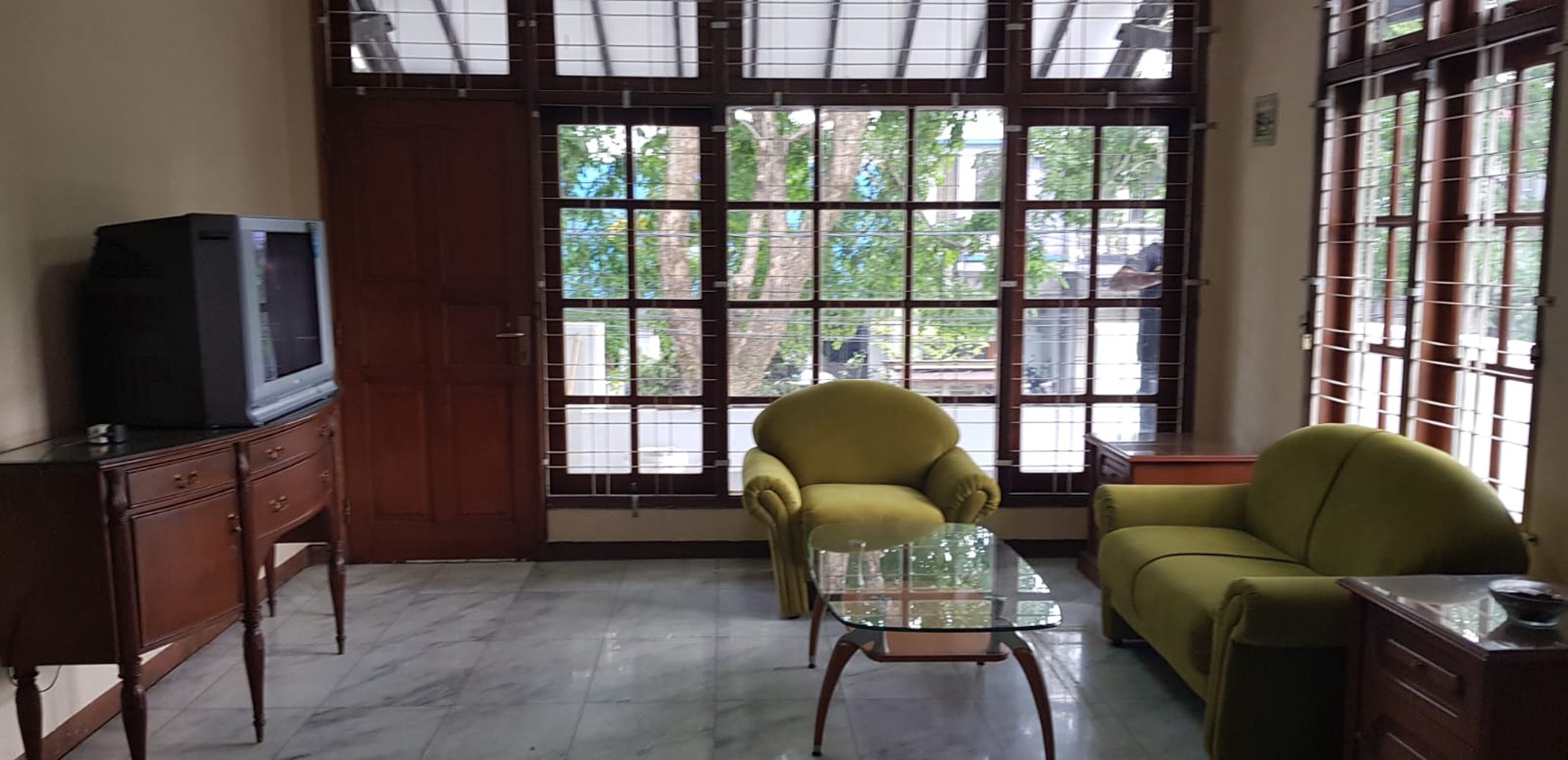 Rumah Bagus Terawat di Sayap Karapitan, Bandung Kota