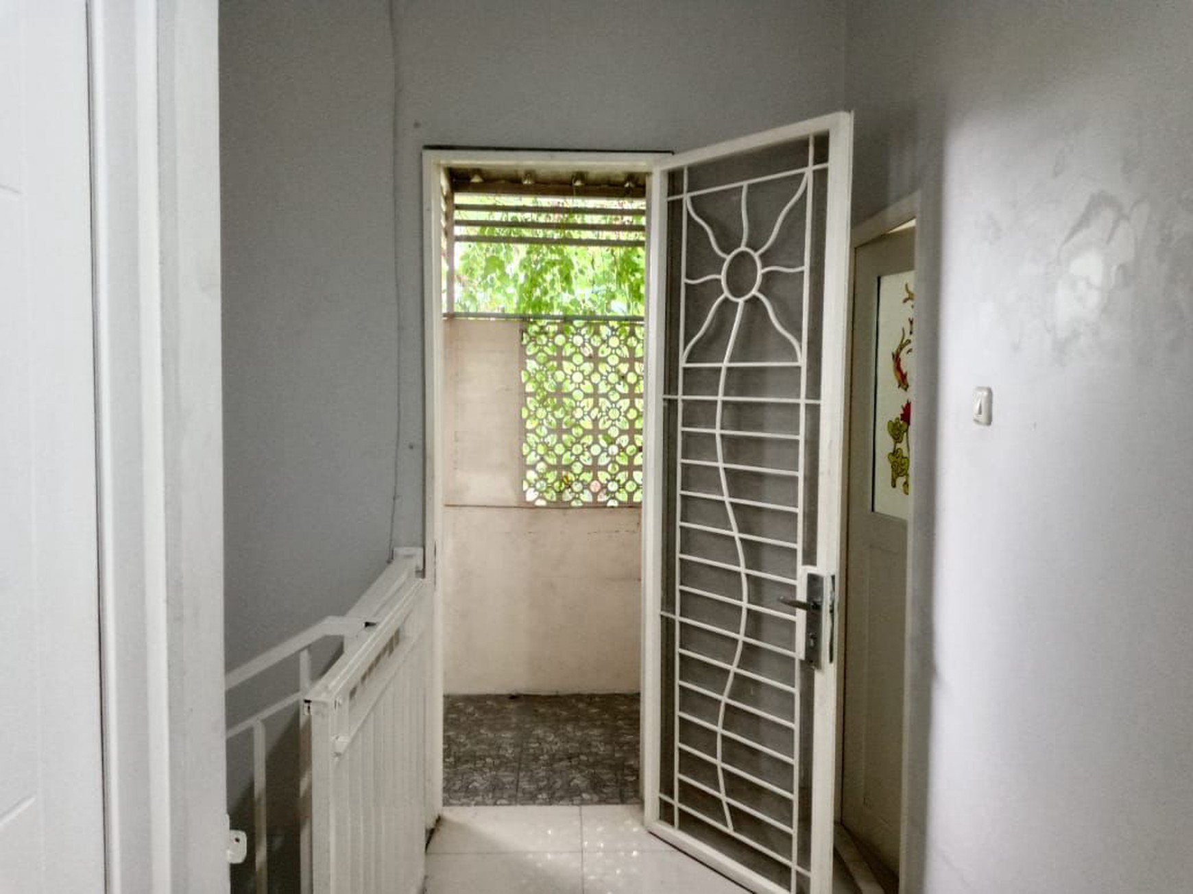 Rumah Modern Minimalis 2 Lantai Full Furnish, Posisi Hook Dalam Cluster Di Poris, Tangerang