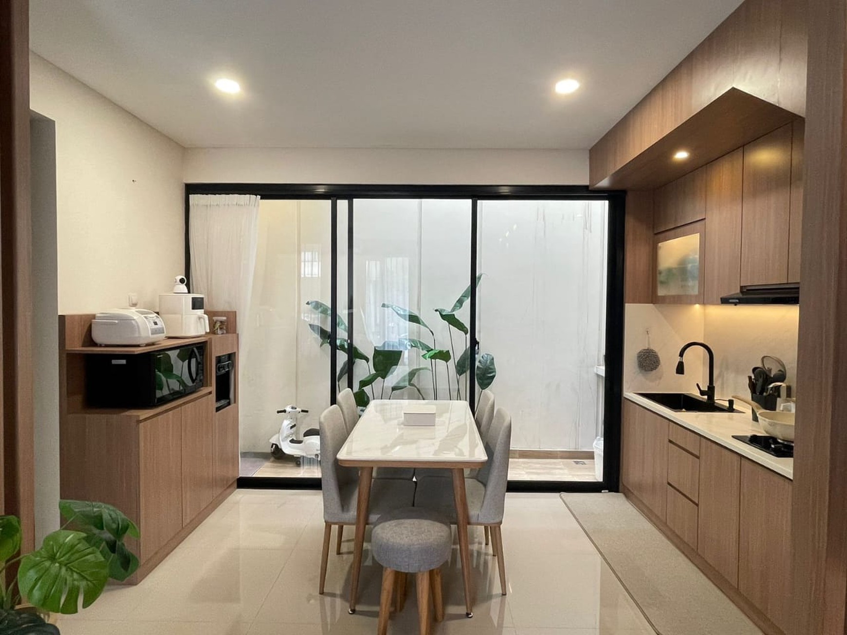 Rumah Cantik Siap Huni dengan Hunian Nyaman dan Lingkungan Asri @Pamulang.