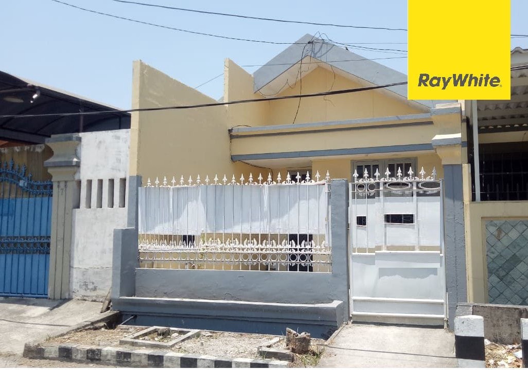 Dijual Rumah SHM di Darmo Indah Selatan Surabaya