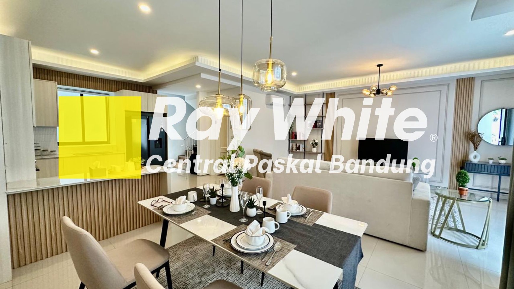 Rumah di Casa Victoria Setra Duta Bandung