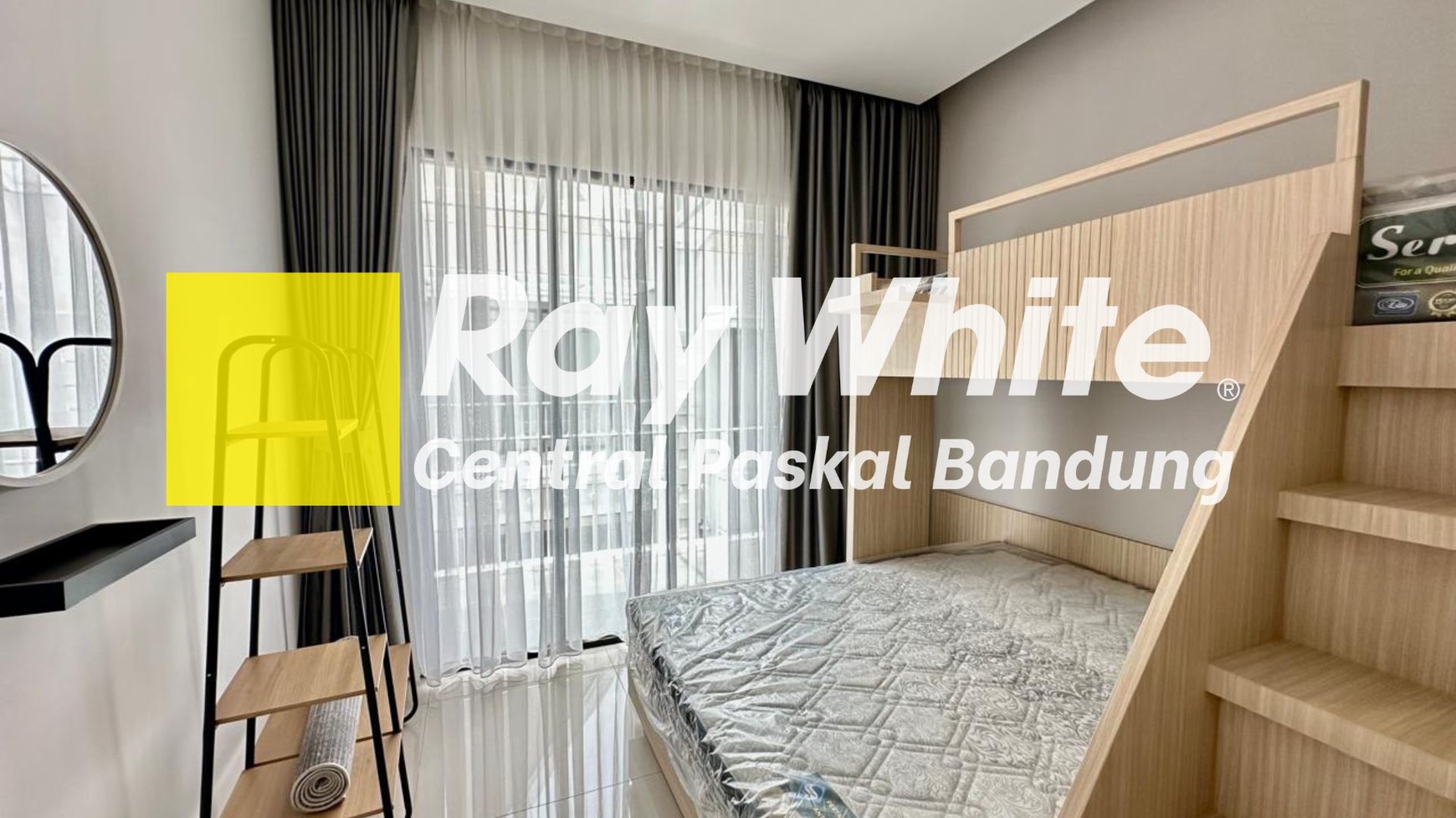 Rumah di Casa Victoria Setra Duta Bandung