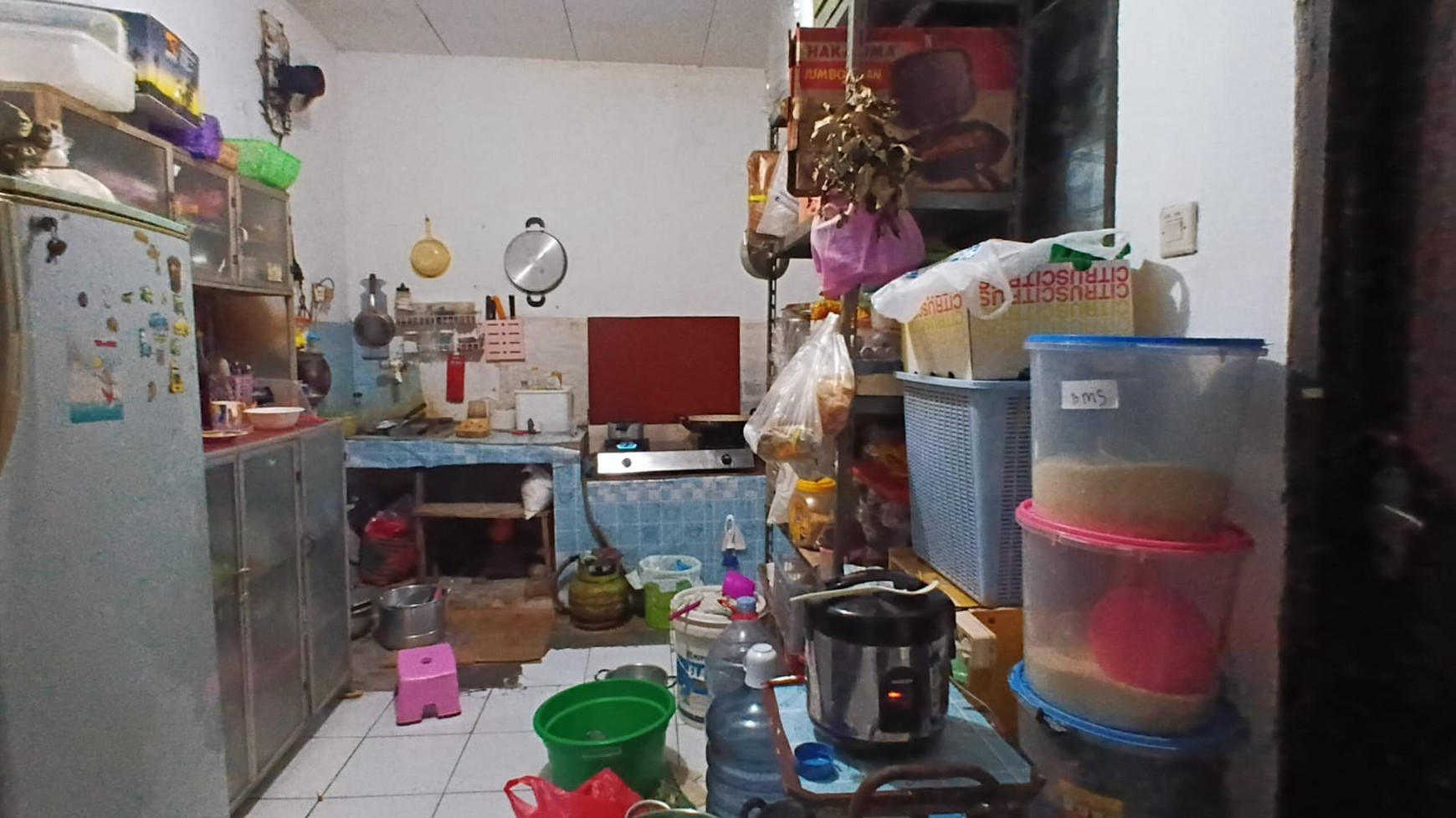 Rumah di Jati Padang Lokasi dekat dengan Sekolah SD Al Azhar Pasar Minggu Cocok Untuk Rumah Kos-kosan