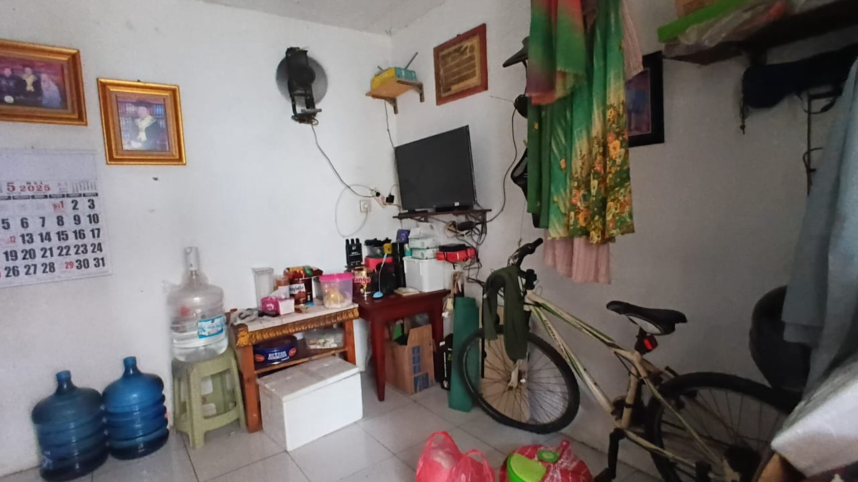 Rumah di Jati Padang Lokasi dekat dengan Sekolah SD Al Azhar Pasar Minggu Cocok Untuk Rumah Kos-kosan