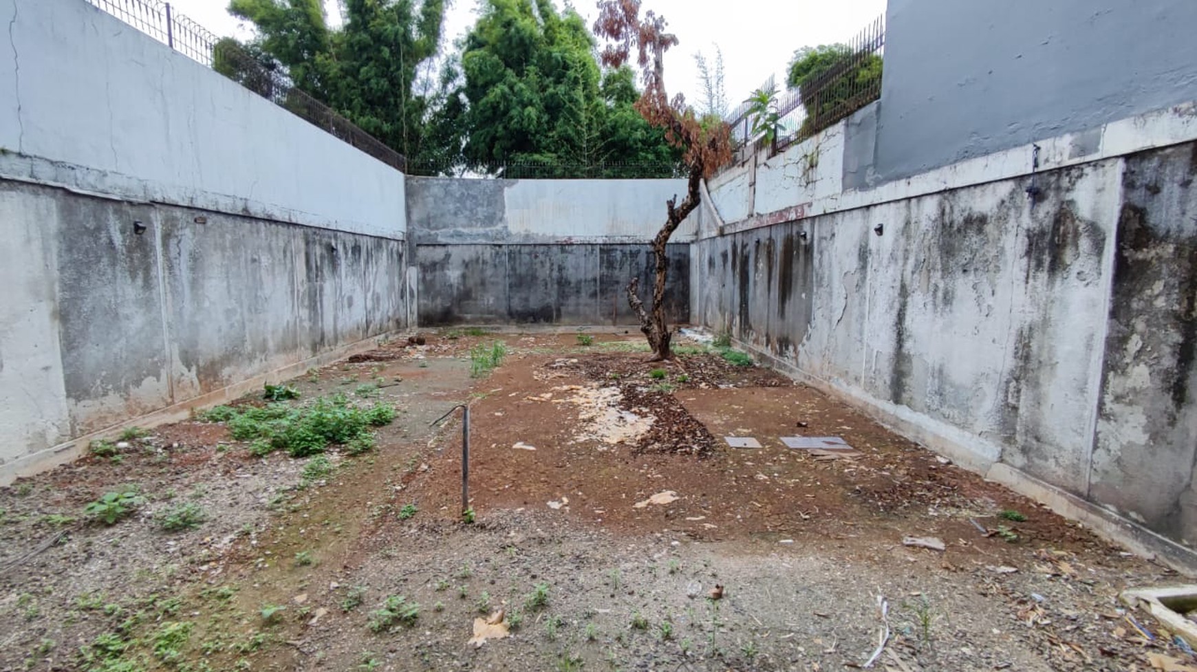 Hot Rent. Rumah mewah cluster Castilla, BSD