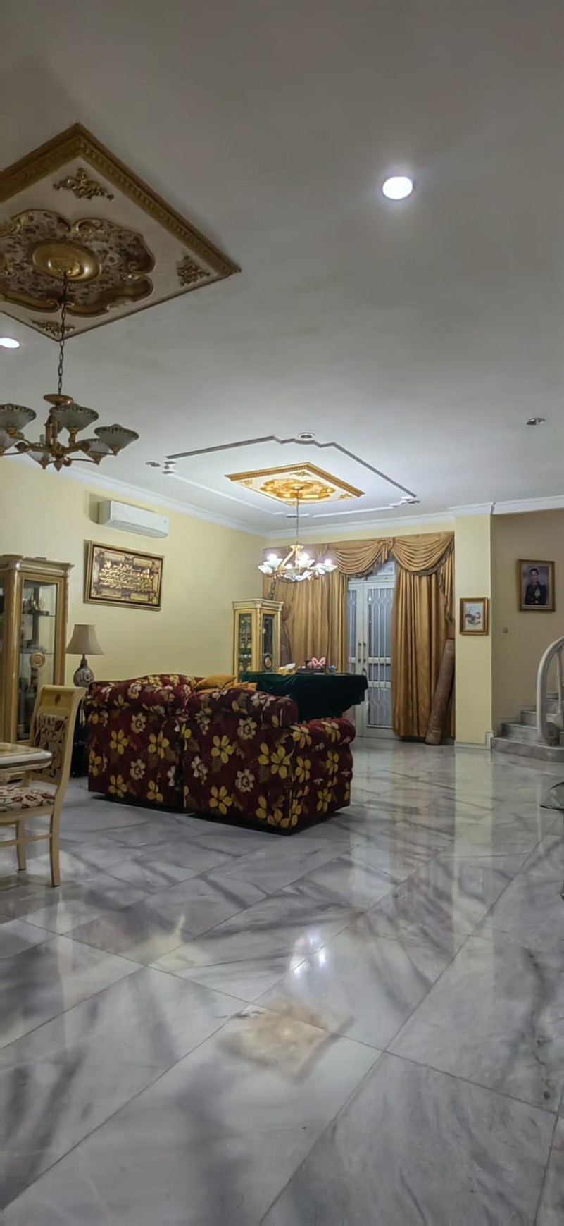 Dijual Rumah di Jl.Pondok Indah Jakarta Selatan