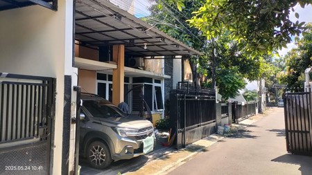 Rumah di Pekayon Pasar Rebo 