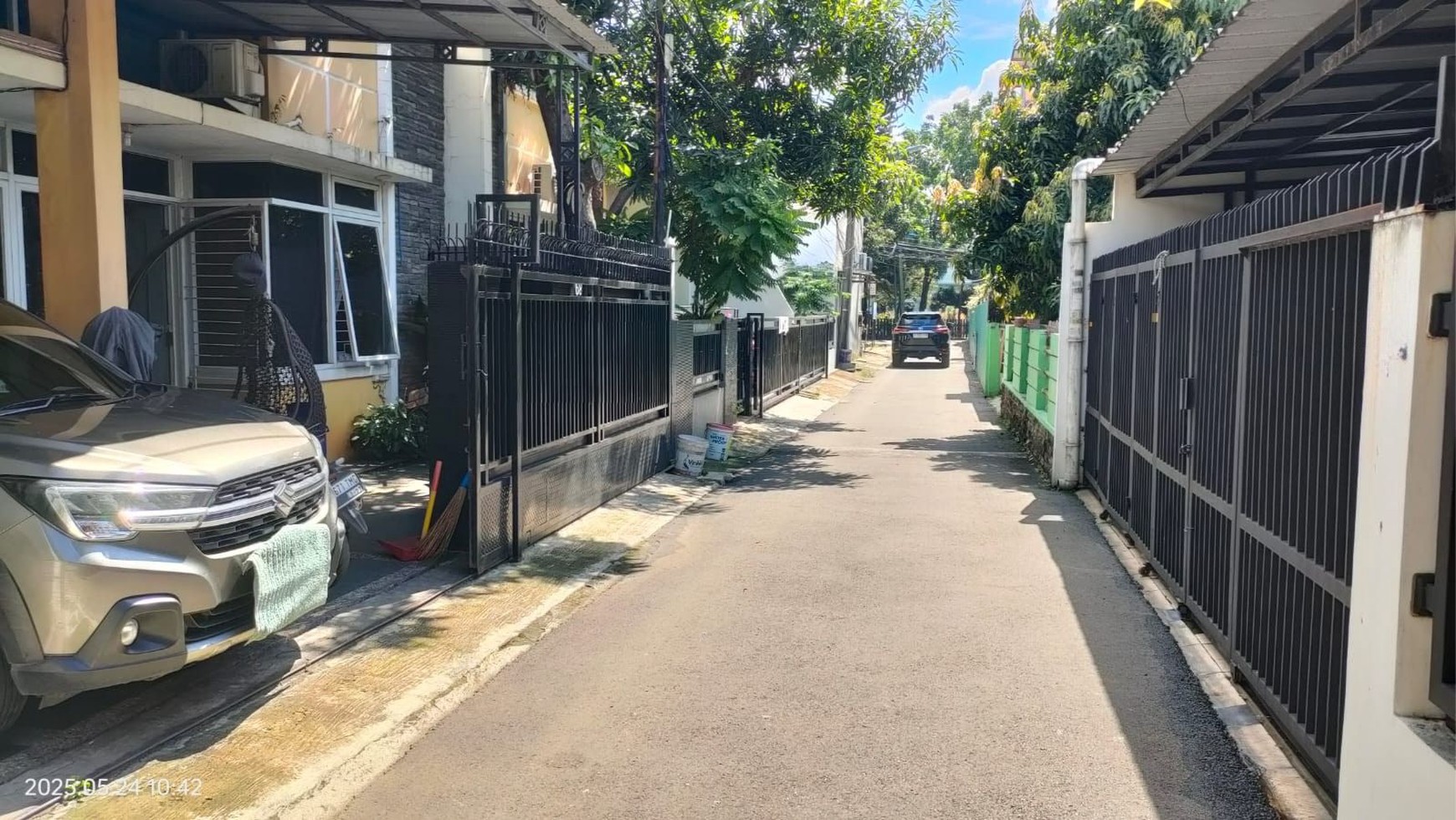 Rumah di Pekayon Pasar Rebo 