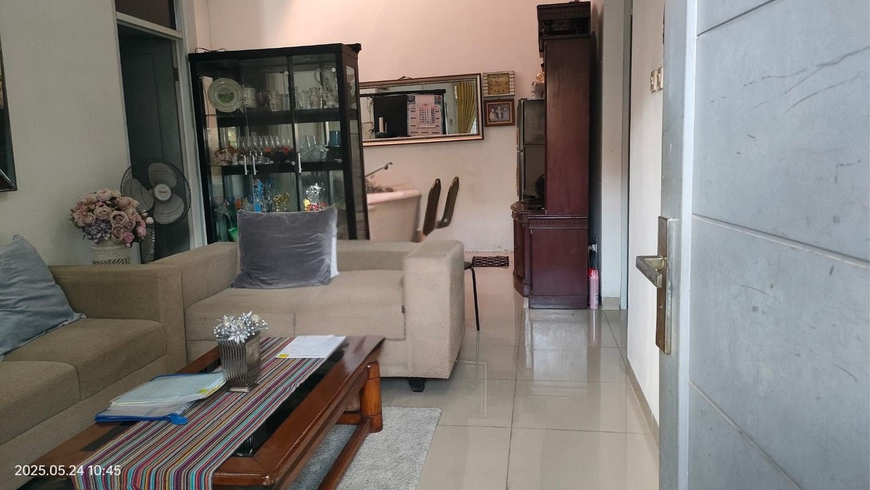 Rumah di Pekayon Pasar Rebo 