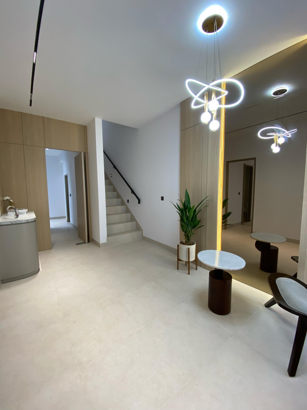 Rumah Brand New 3 Lantai di Jagakarsa Layout Luas Akses Bagus