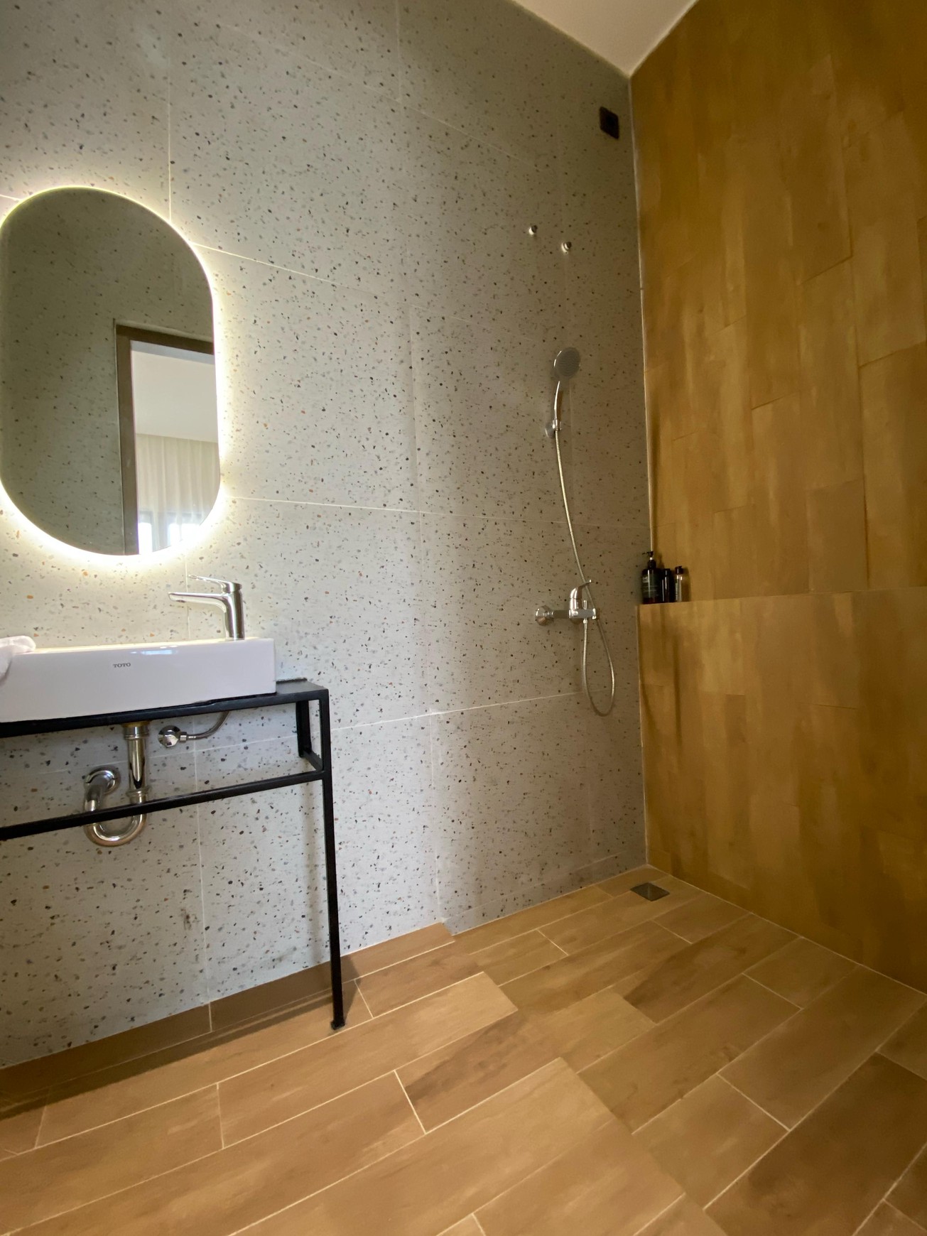 Rumah Brand New 3 Lantai di Jagakarsa Layout Luas Akses Bagus