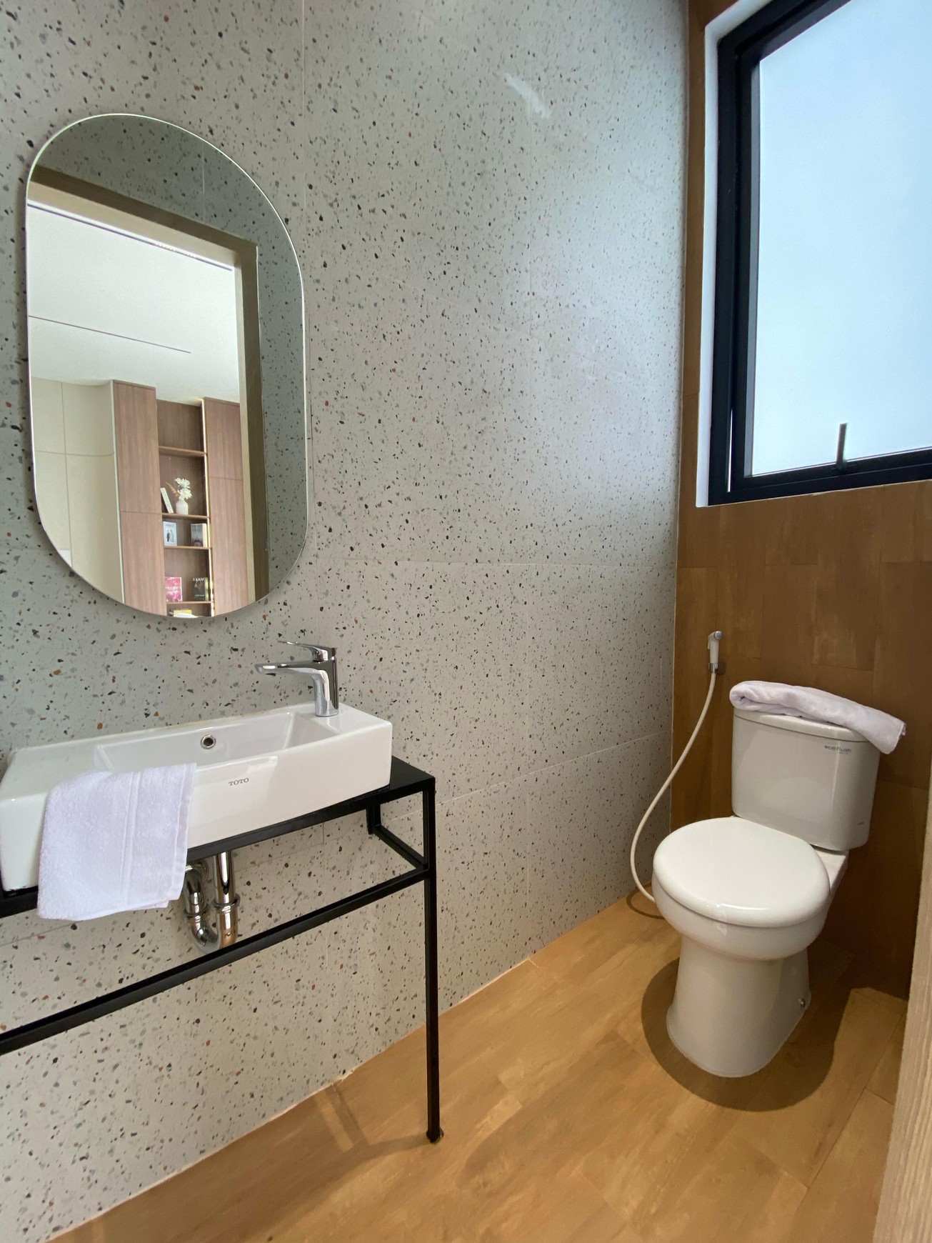 Rumah Brand New 3 Lantai di Jagakarsa Layout Luas Akses Bagus