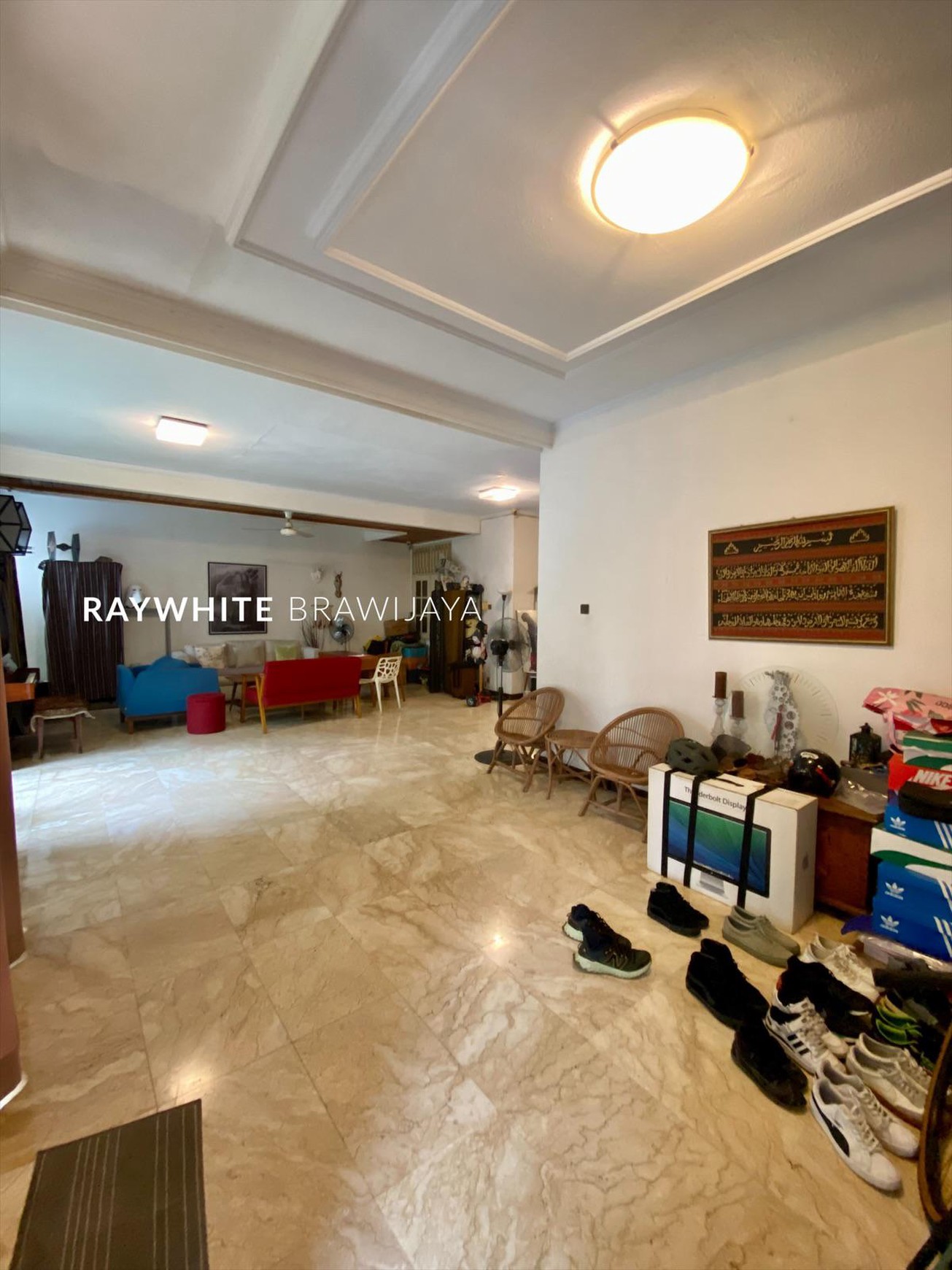 Rumah Lingkungan Tenang Area Pondok Indah