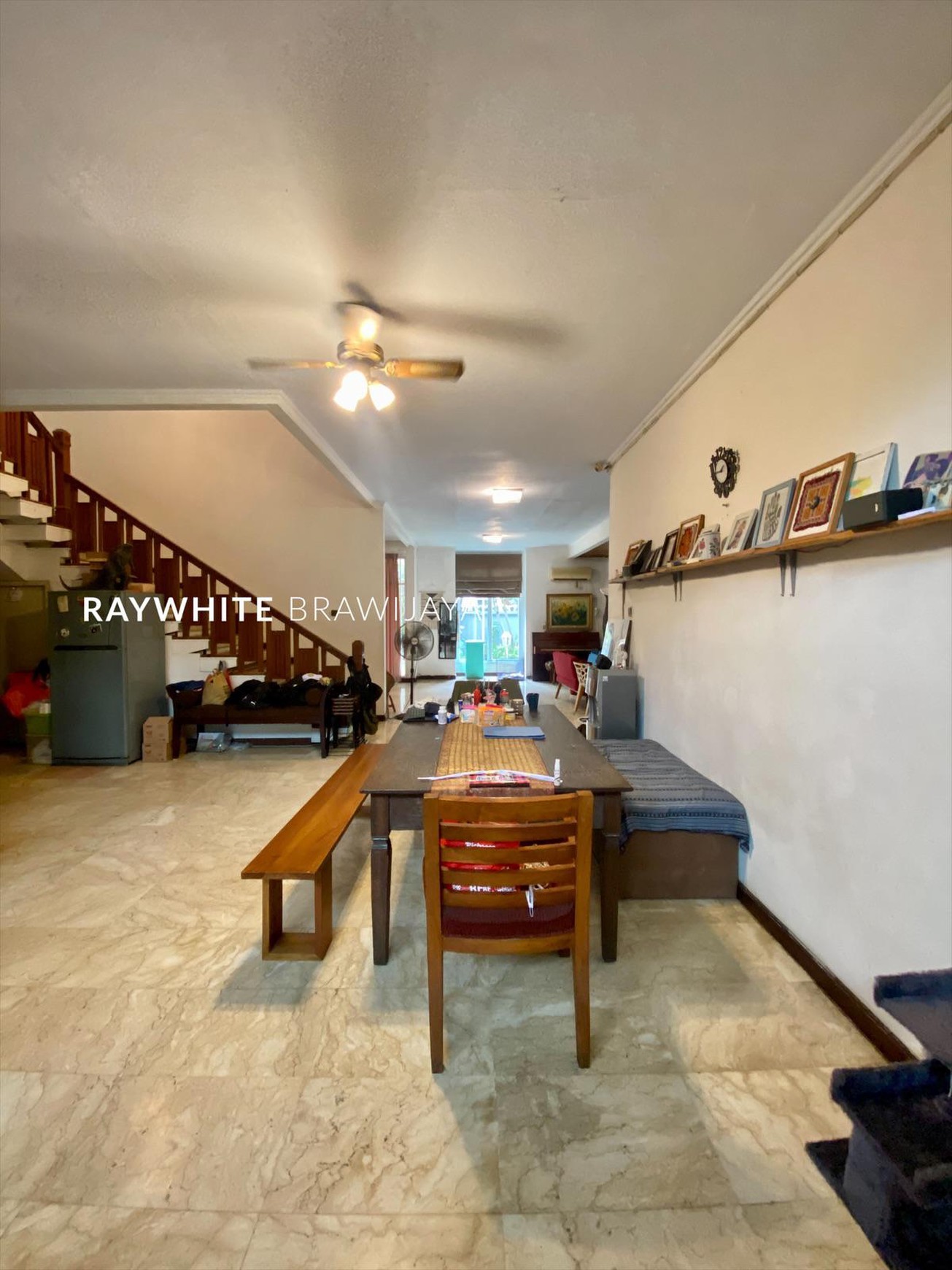 Rumah Lingkungan Tenang Area Pondok Indah