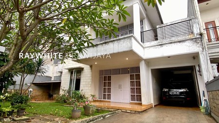 Rumah Lingkungan Tenang Area Pondok Indah