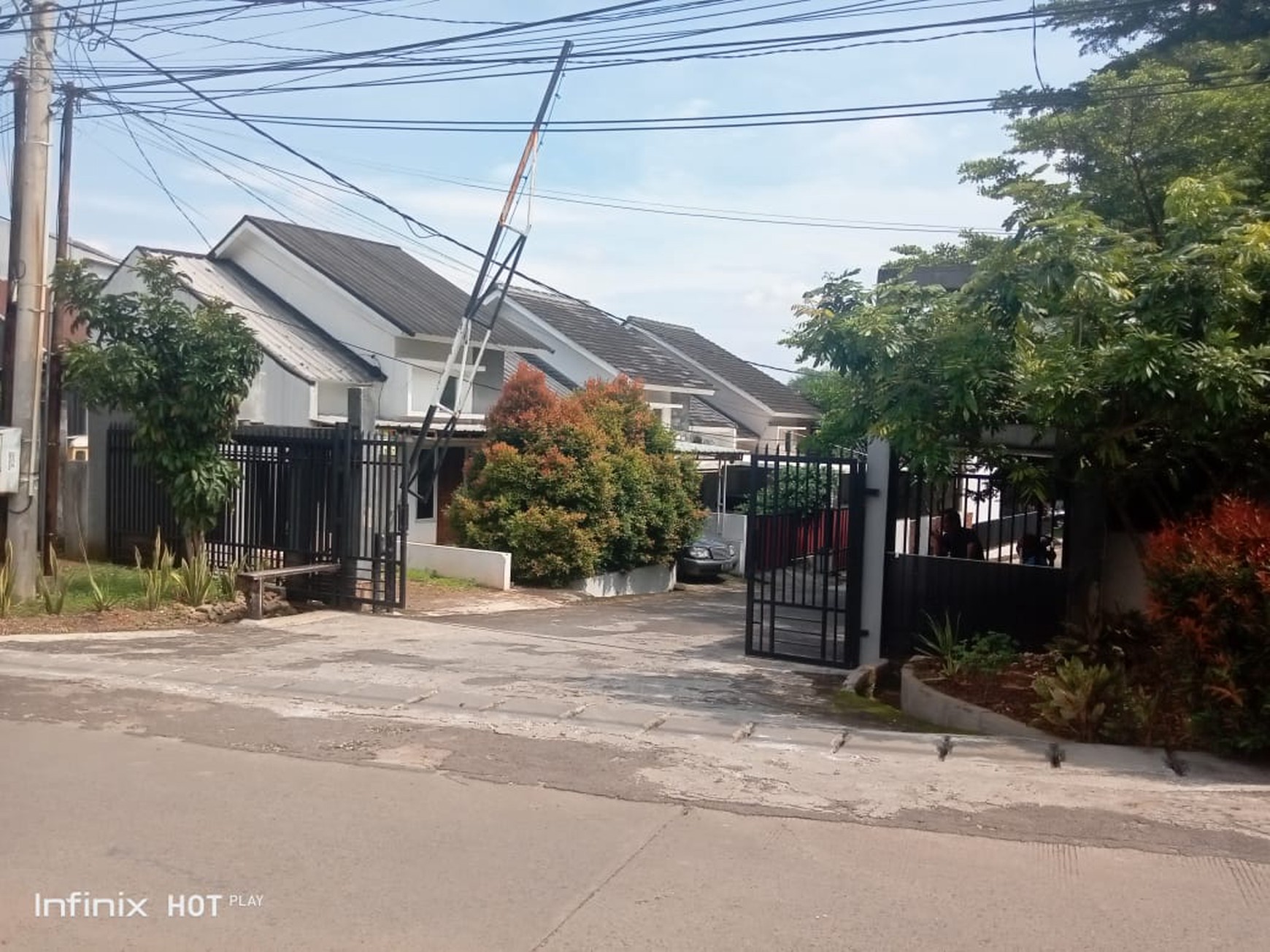 Rumah Siap Huni dengan Hunian Nyaman dan Asri di Depok.