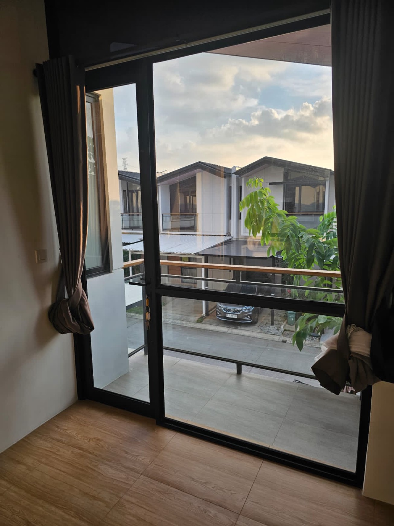 Dijual Rumah di Cendana Parc Lippo Karawaci Tangerang