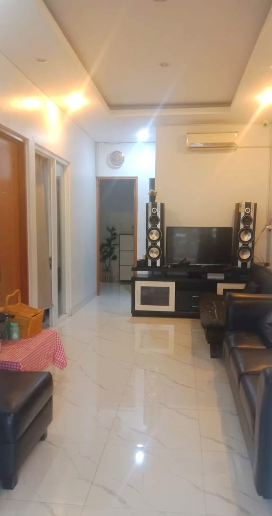 Rumah Bagus, 3 Lantai Siap huni di Kebon Jeruk