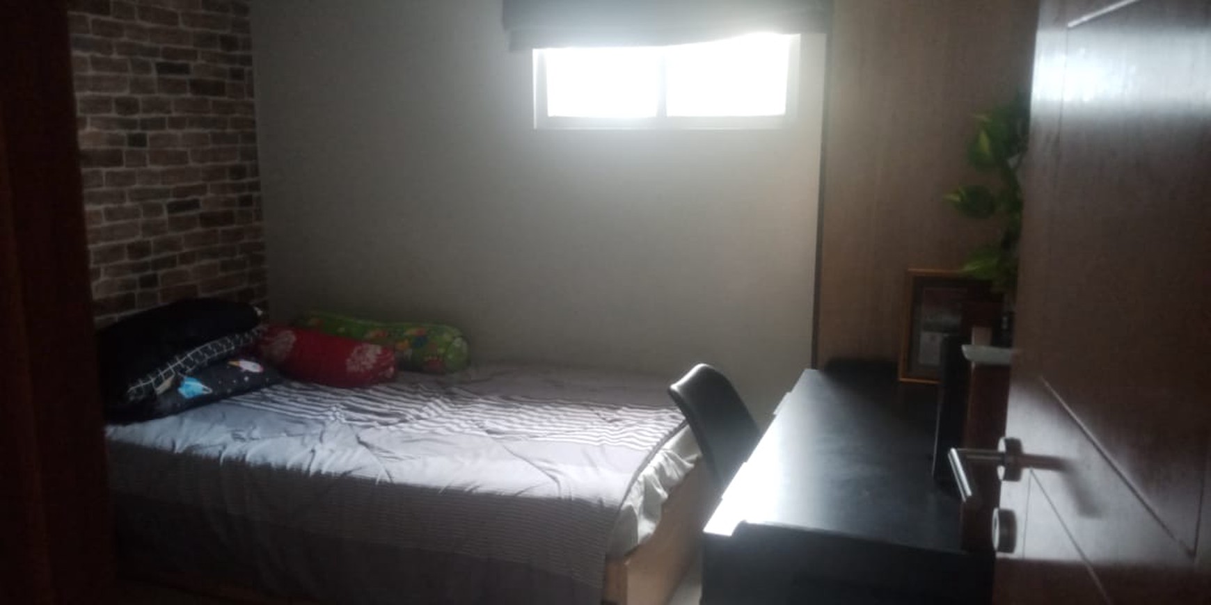 Rumah Bagus, 3 Lantai Siap huni di Kebon Jeruk