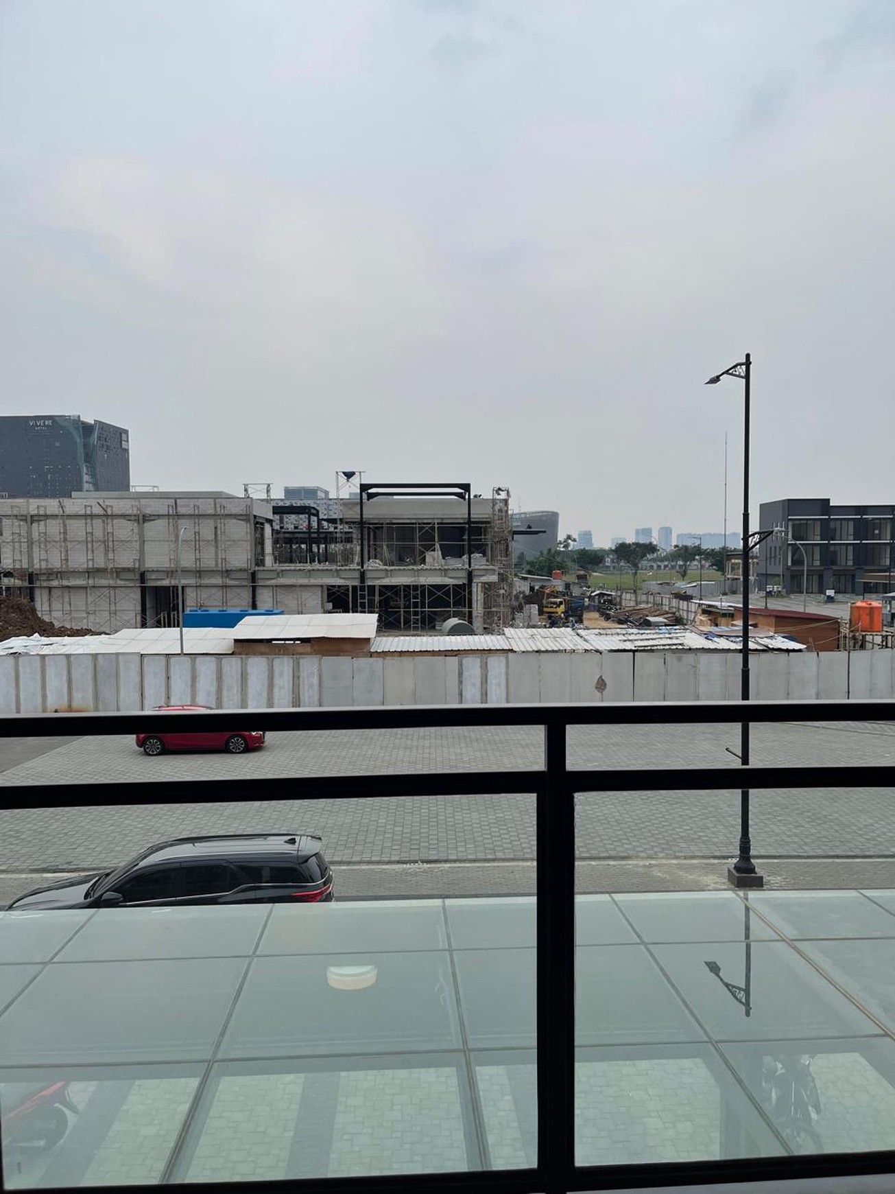 Disewakan Ruko Hampton Avenue Lokasi Strategis dekat dengan PAPAYA dan Black Owl