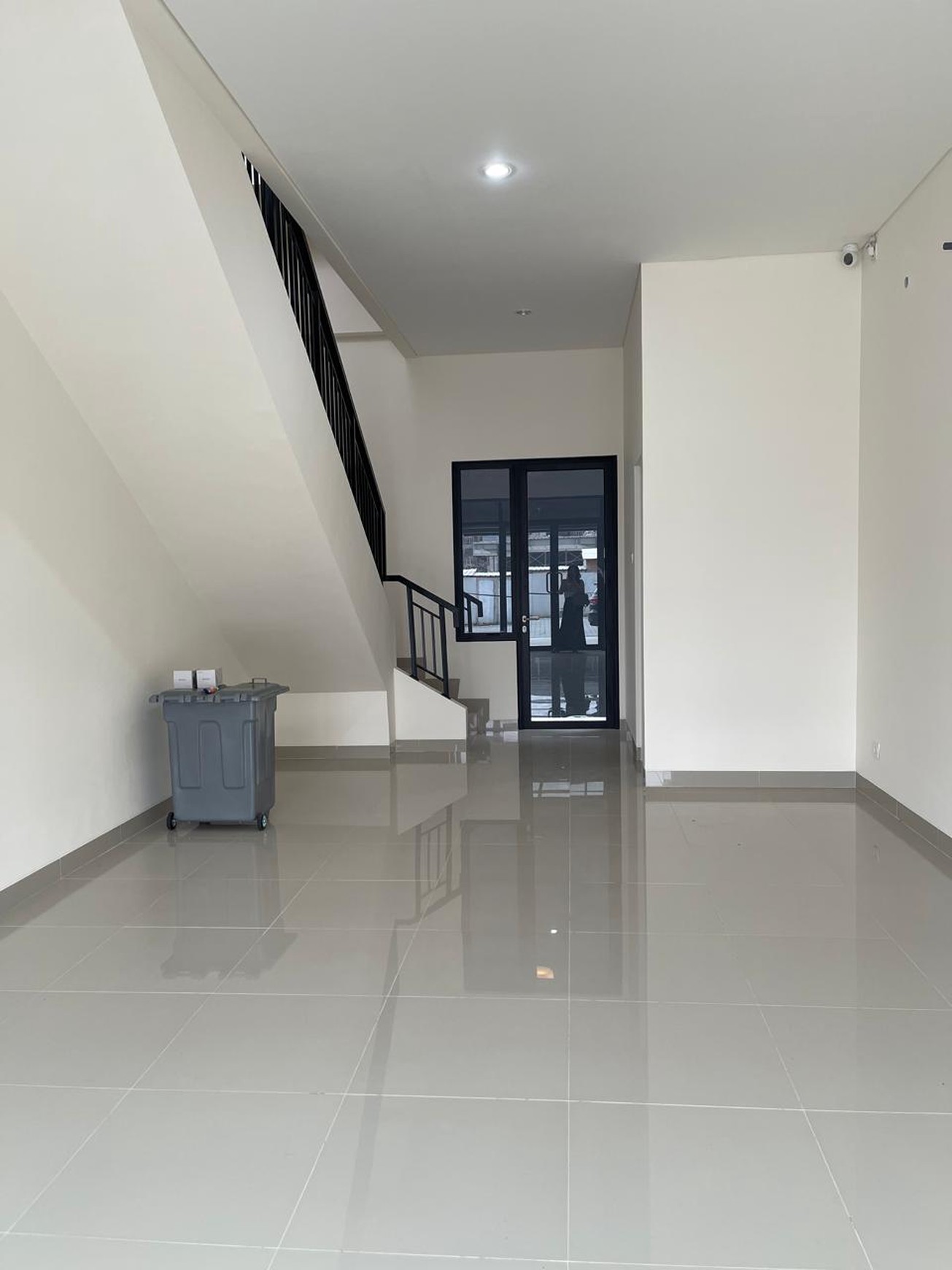 Disewakan Ruko Hampton Avenue Lokasi Strategis dekat dengan PAPAYA dan Black Owl