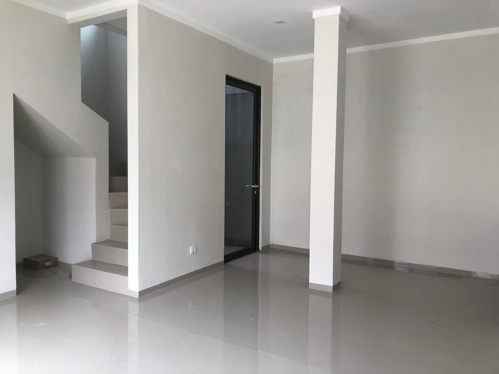 Rumah Minimalis Dalam Cluster di Graha Raya Bintaro