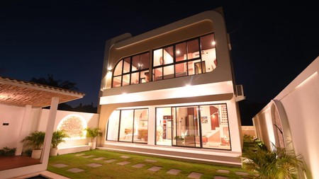 Brand New Modern Villa In Lovina