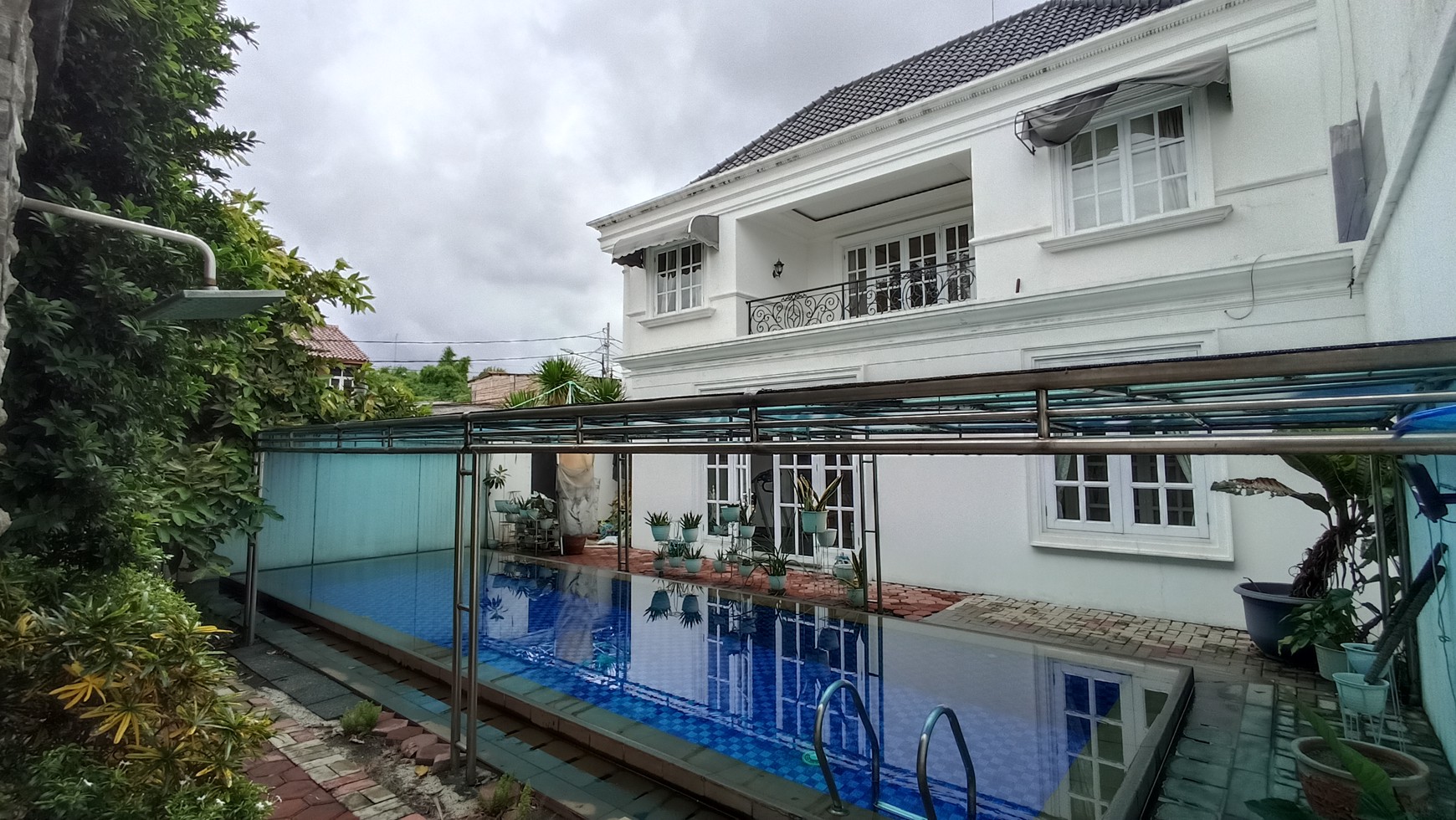 Rumah Mewah & Terawat di Cipinang Cempedak - Lokasi Strategis di Jatinegara