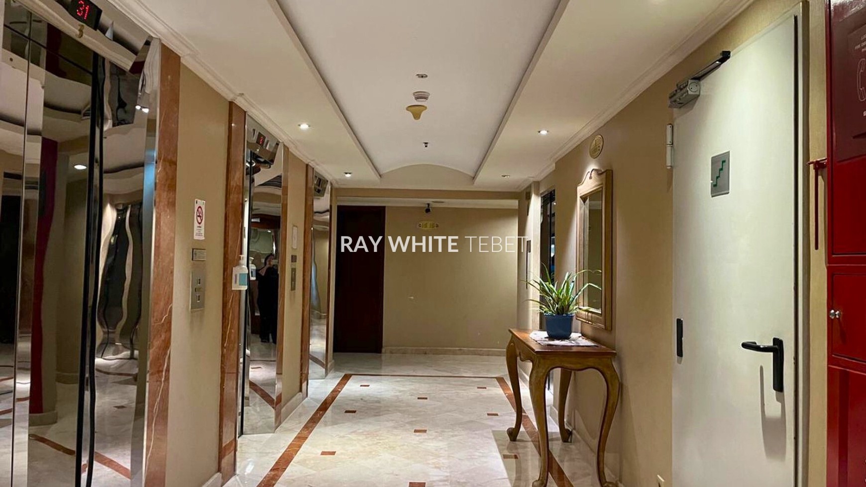 Apartemen Puri Casablanca 3BR Tower A