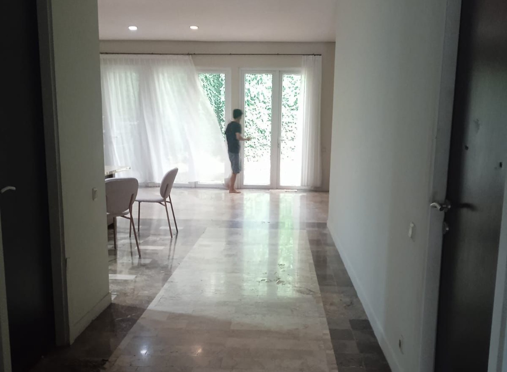 Disewakan Rumah Mewah di Pondok Indah - siap Huni, Nyaman dan Strategis