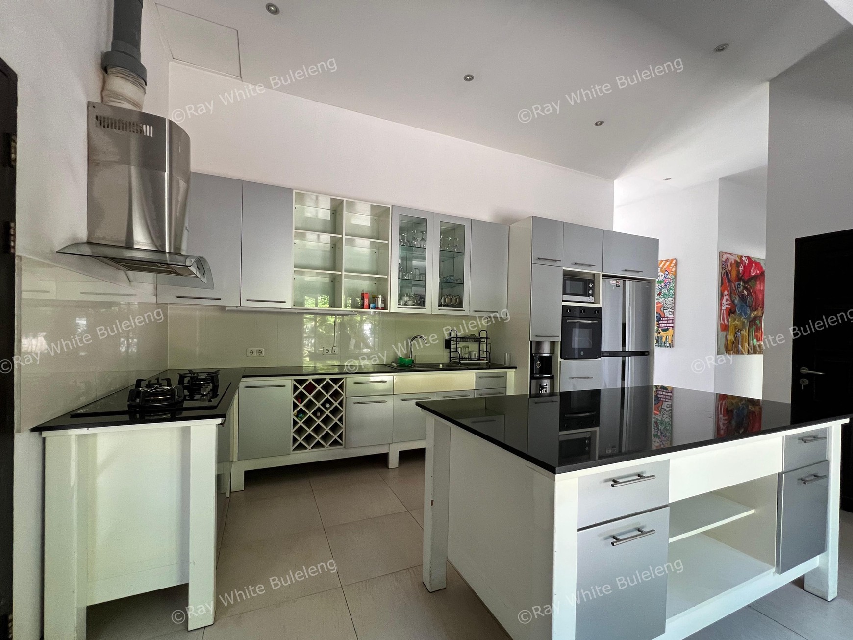 Elegant Beachfront Villa with Ocean View Terrace & Expansive Grounds