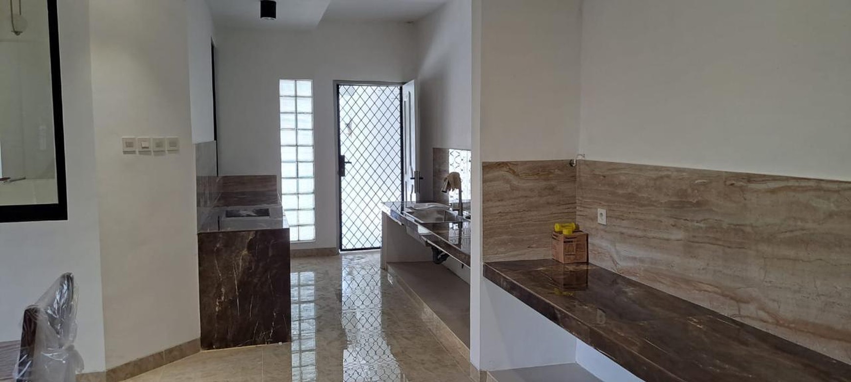 DIjual rumah area BSD City - Puspita Loka BSD Tangerang Selatan