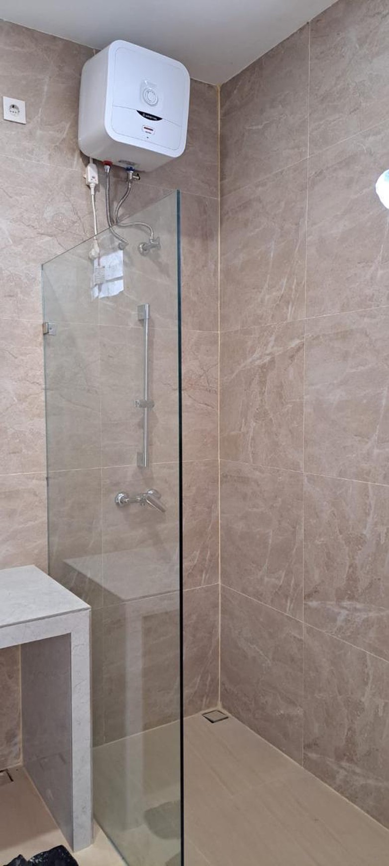 DIjual rumah area BSD City - Puspita Loka BSD Tangerang Selatan