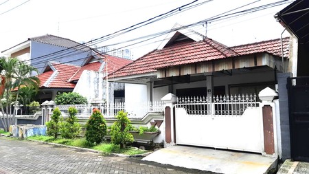 Rumah dijual di Manyar Kartika Surabaya, Dekat Raya Manyar