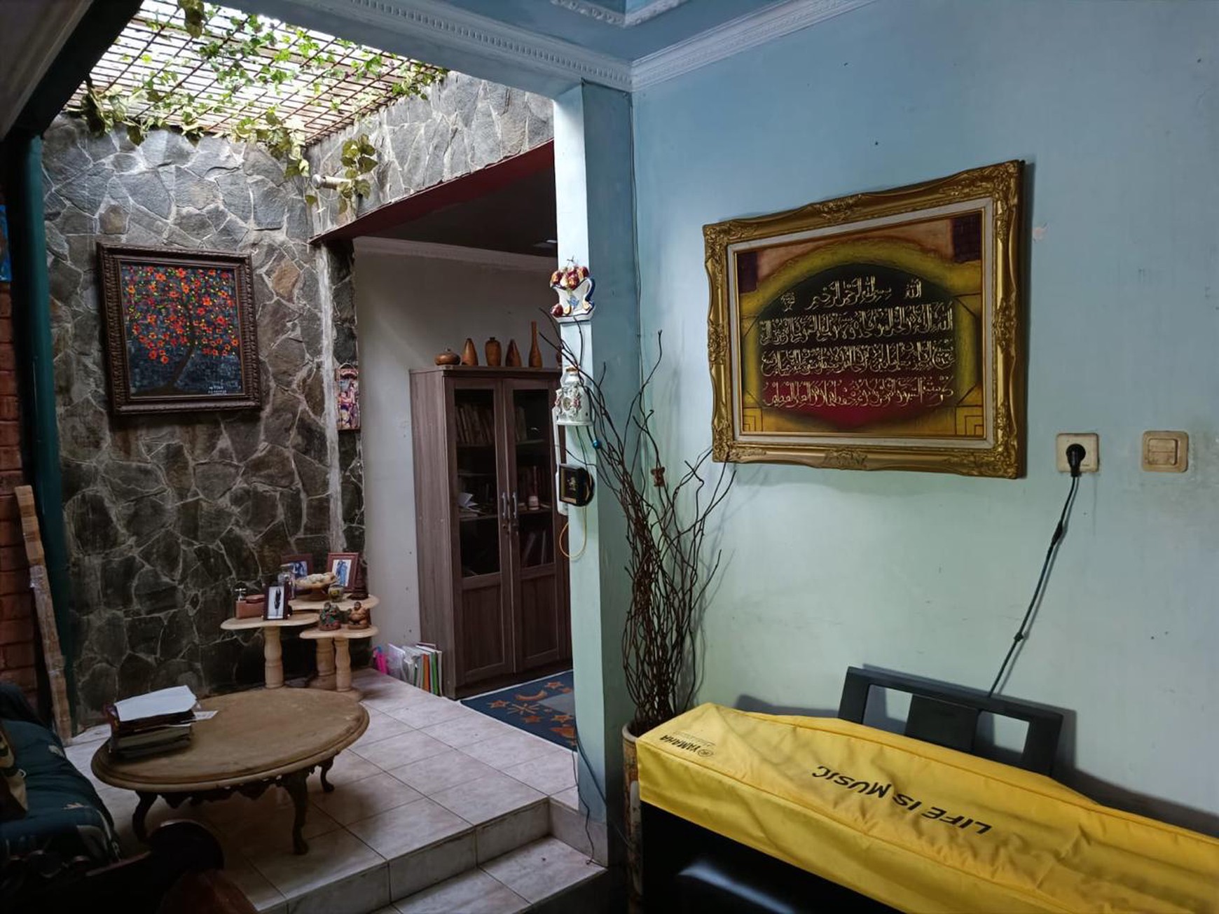 Rumah Siap Huni dengan Hunian Nyaman dan Asri di @Pamulang Barat